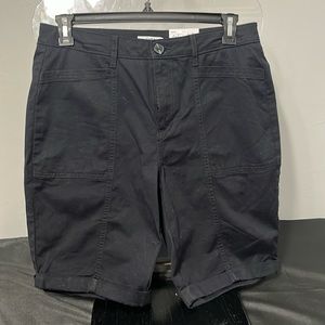 Craft & Barrow Black Shorts NWT Size12